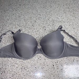 VS T-shirt bra